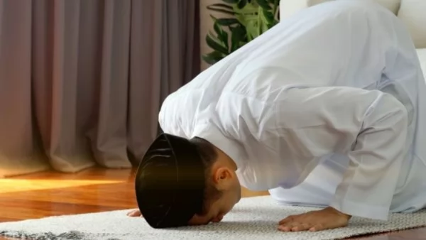 بين الصلاة والصلاة..كيف يصل المؤمن إلى عليين؟