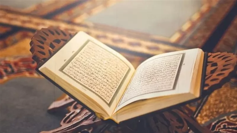الآداب المستحبة عند تلاوة القرآن الكريم  