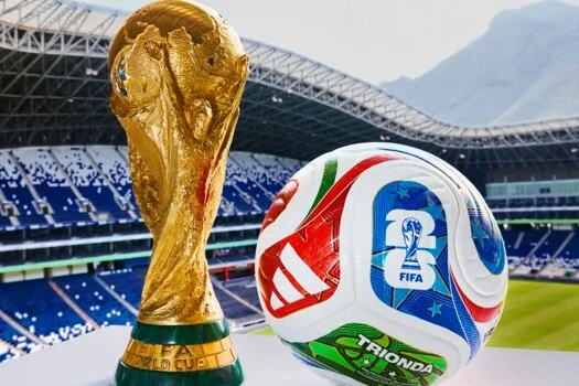 إنفانتينو منفتح على فكرة زيادة عدد المشاركين في كأس العالم إلى 64 منتخبا