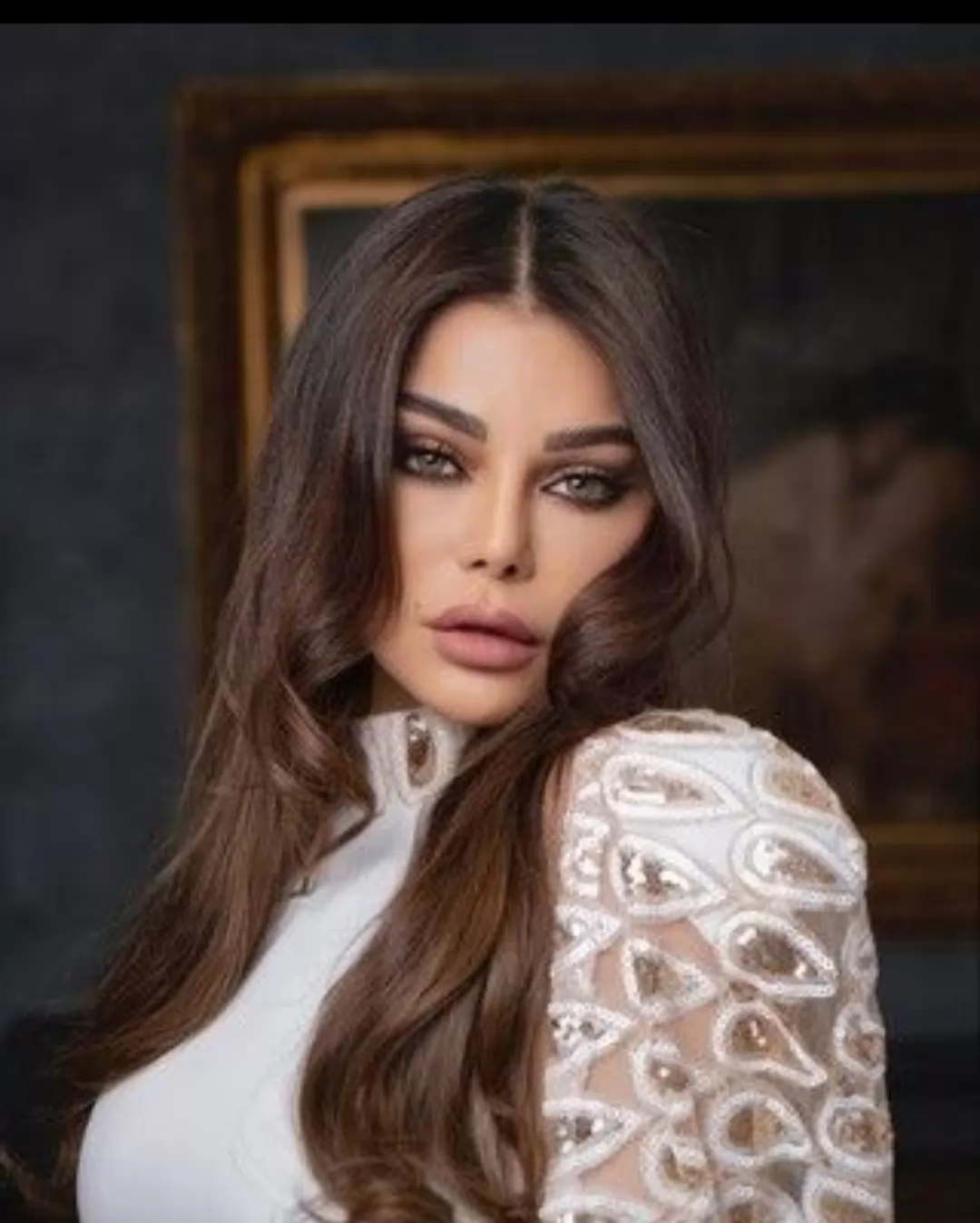 هيفاء وهبي مطلوبة علي إكس بعد طرح كليب 