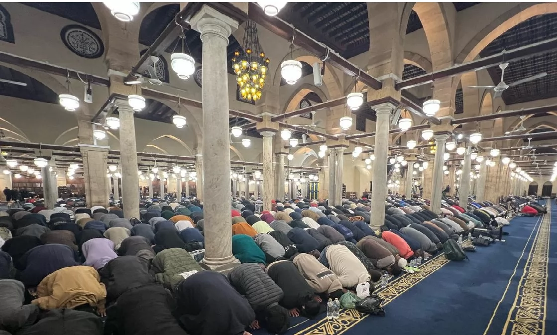 حكم صلاة الجمعة لمَن أدرك التشهد .. الإفتاء تجيب