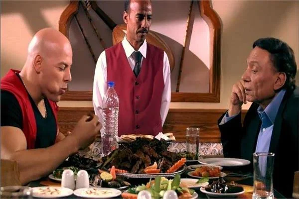  التهامي يكشف كواليس عمله مع الزعيم عادل إمام لأول مرة 