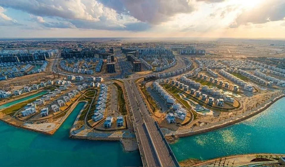 العلمين الجديدة.. مُحرك جديد للنمو الاقتصادي وجذب الاستثمارات الأجنبية 