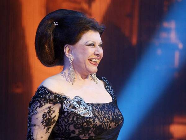 الفنانة الكبيرة شويكار