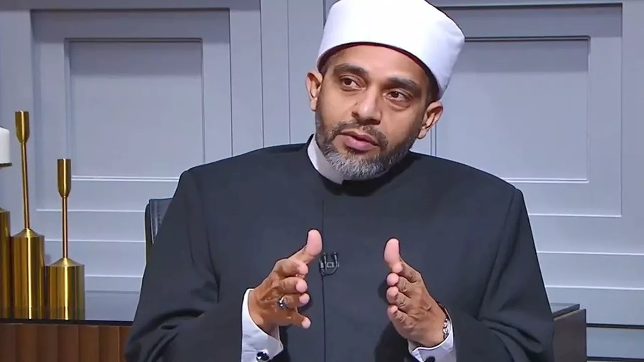 ما حكم خصم قيمة الأشياء التي تتلف أثناء العمل من أجر العامل؟