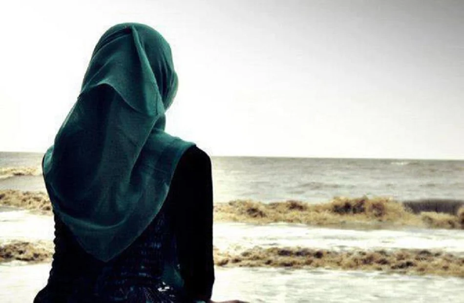 ما مواصفات الحجاب الشرعي وما سنّ وجوبه؟