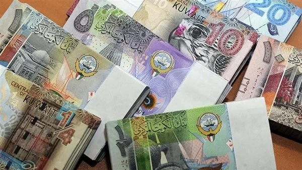 سعر الدينار الكويتي يواصل الارتفاع أمام الجنيه اليوم الخميس