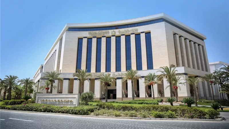  وزيرة الإسكان تصدر 12 قرارًا لإزالة مخالفات بناء بـ3 مدن جديدة 