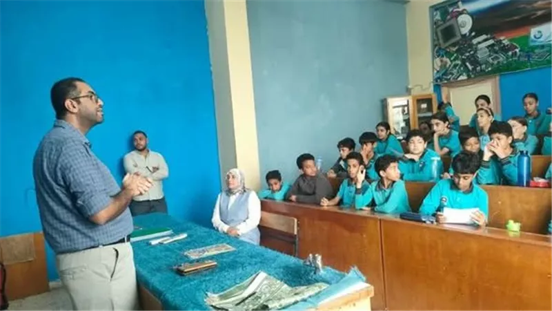 جامعة قناة السويس تنظم ندوات توعوية في مدارس الإسماعيلية 