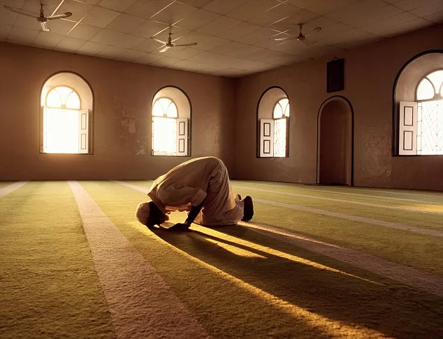 مواقيت الصلاة اليوم الاثنين 20-7-2026