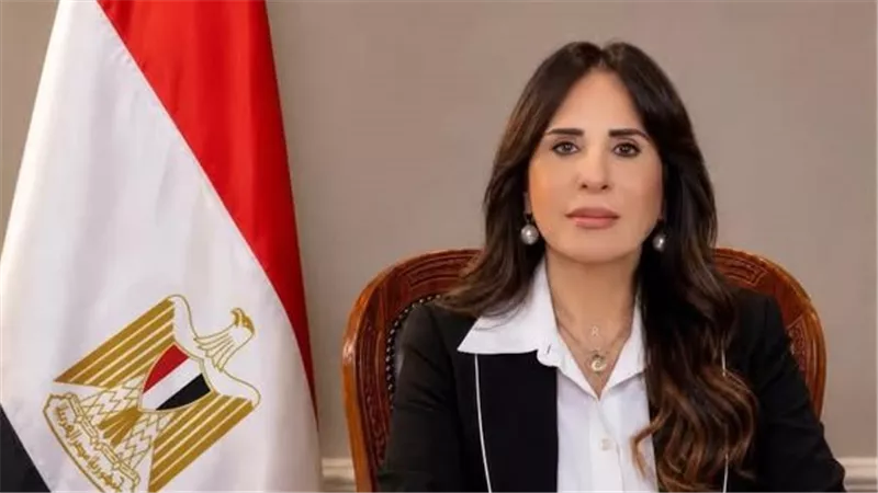 وزيرة الإسكان تتابع مشروعات الصرف الصحي في 6 محافظات 