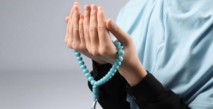 اللهم ثبت حُجتى وتقبَّل توبتى واغسل حوبتى واجب دعوتى
