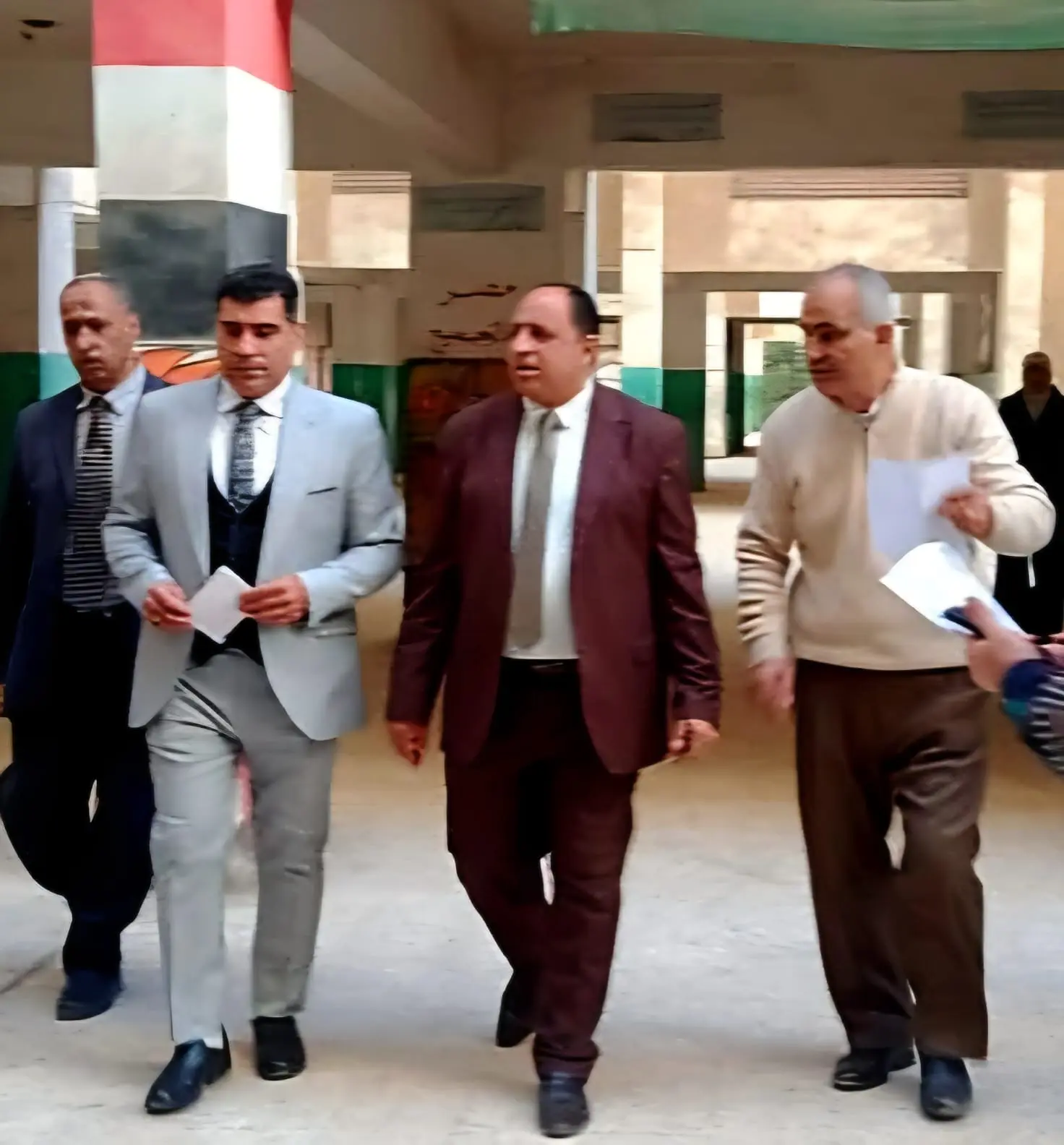 وكيل تعليم القليوبية يواصل الجولات الميدانية بمدارس شرق شبرا لتعزيز الانضباط وانتظام العملية التعليمية