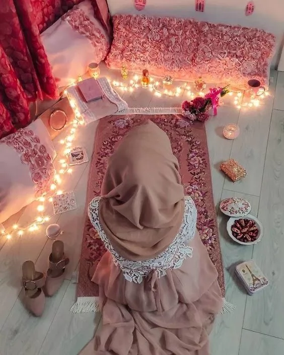 من فاتته صلاة في السفر كيف يقضيها بعد عودته؟ 