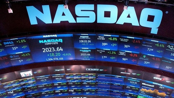 ستاندرد اند بورز وناسداك يهبطان مع احتدام التوتر بشأن تيك-توك