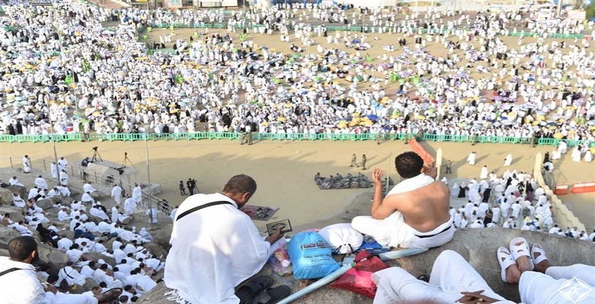  حكم الحج لمن يسافر إلى السعودية بعقد عمل